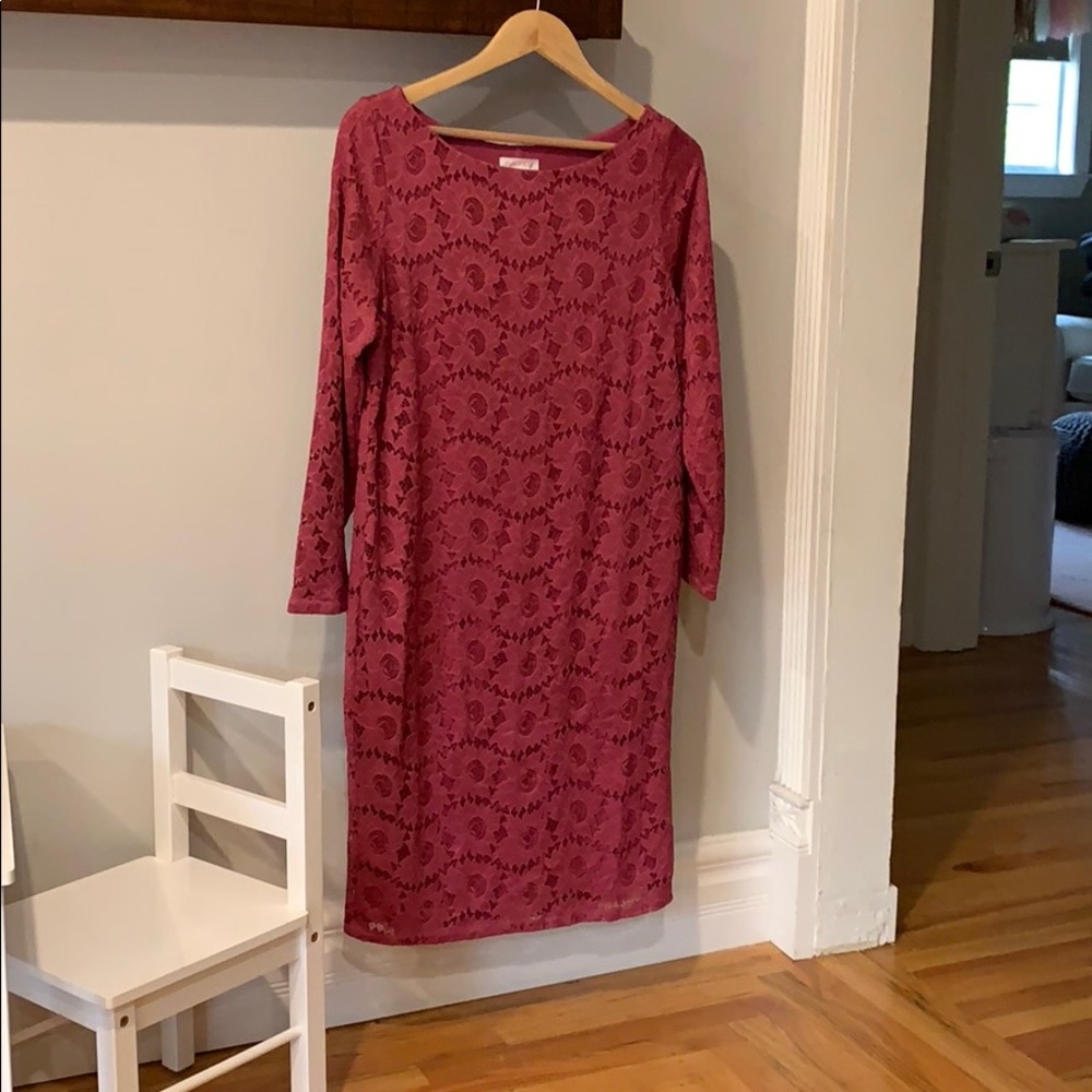 Ingrid & Isabel Lace Maternity Dress